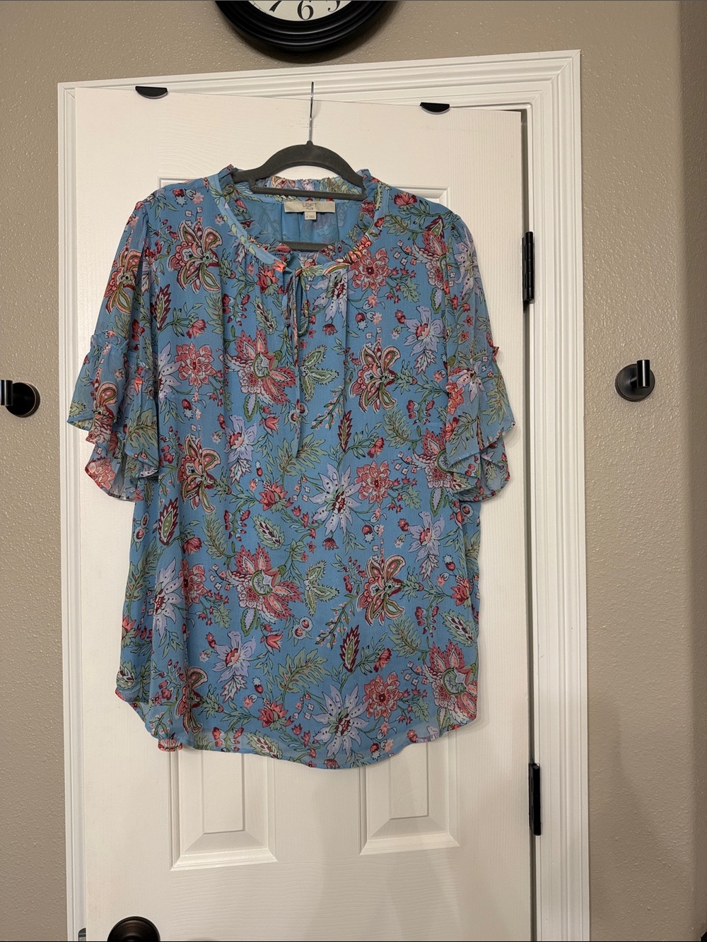 Women's Blue Floral Tie-Neck Blouse